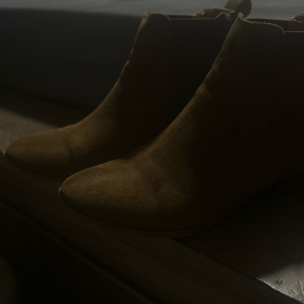 Steve Madden boots